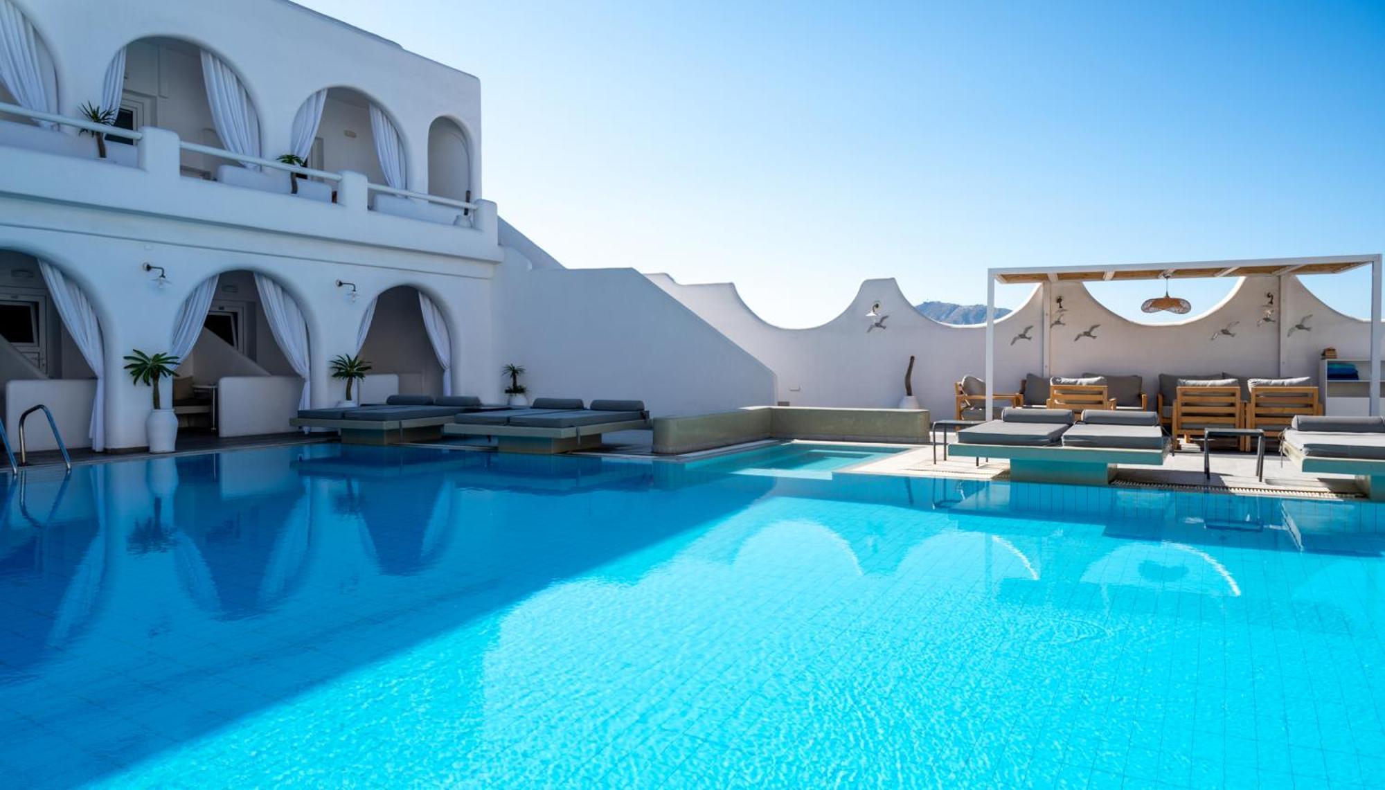 Daedalus Hotel 4*